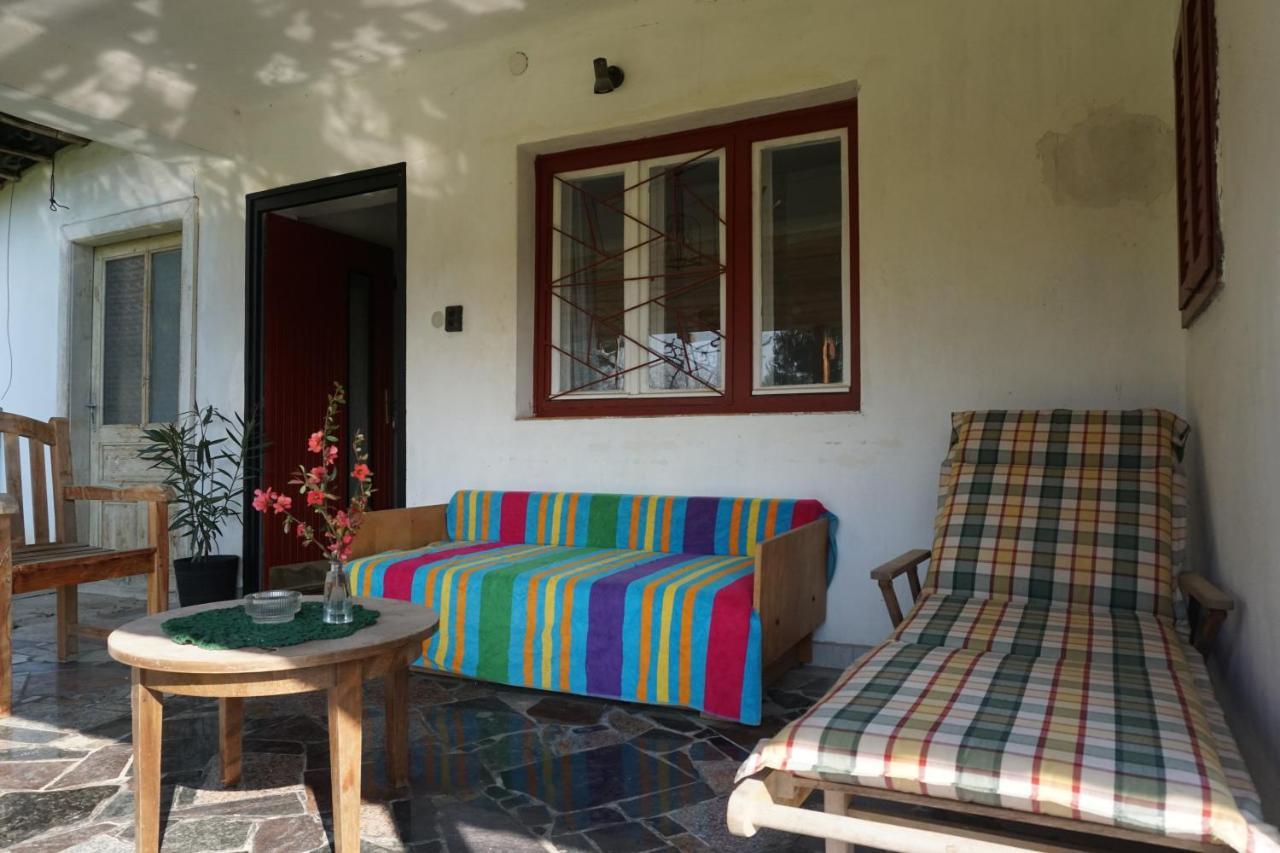 Holidays Hongarije Igal Εξωτερικό φωτογραφία